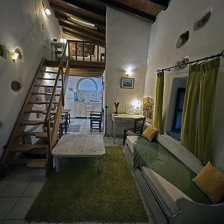 Porfyrousa Traditional * Milopotamos (Kythira)