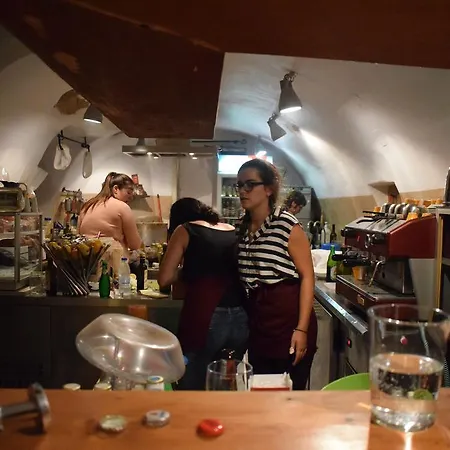 Porfyrousa Traditional * Milopotamos (Kythira)