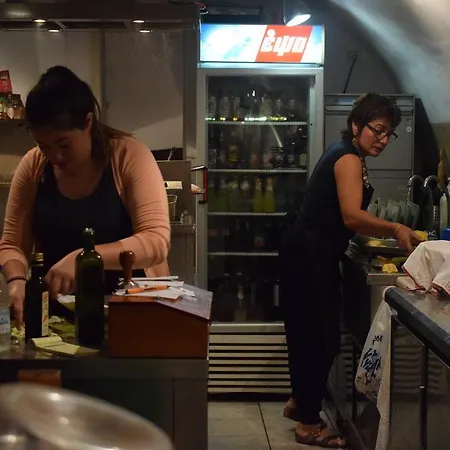 شقة Porfyrousa Traditional Milopotamos (Kythira)