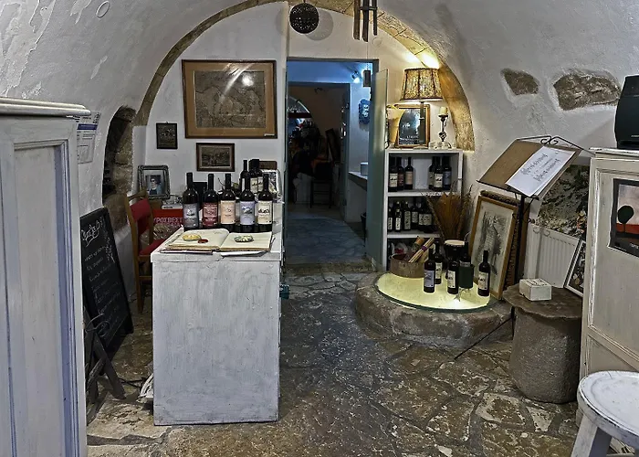 Porfyrousa Traditional * Milopotamos (Kythira)