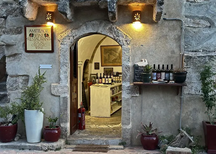 Porfyrousa Traditional