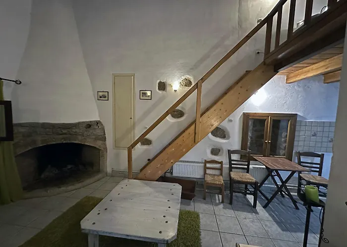 Porfyrousa Traditional Apartamento