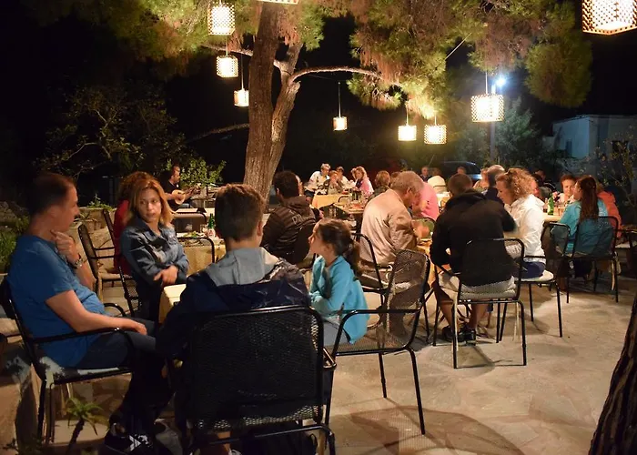 Lägenhet Porfyrousa Traditional Milopotamos (Kythira)