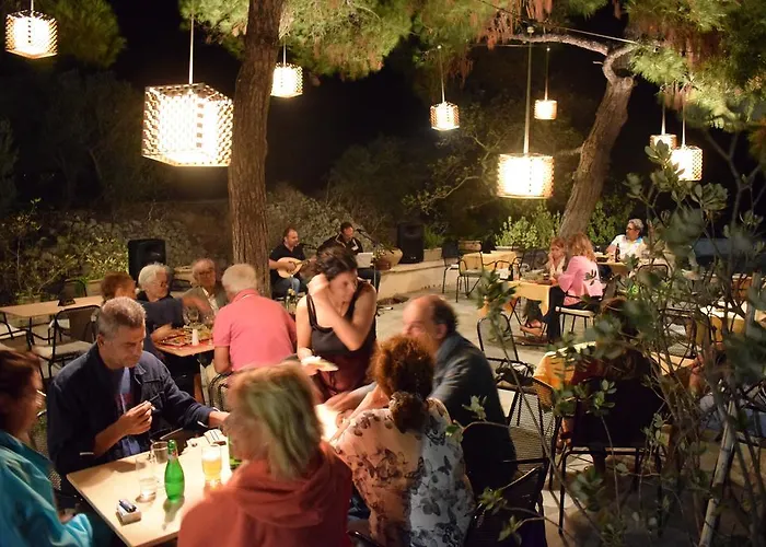 Porfyrousa Traditional Apartamento Milopotamos (Kythira)