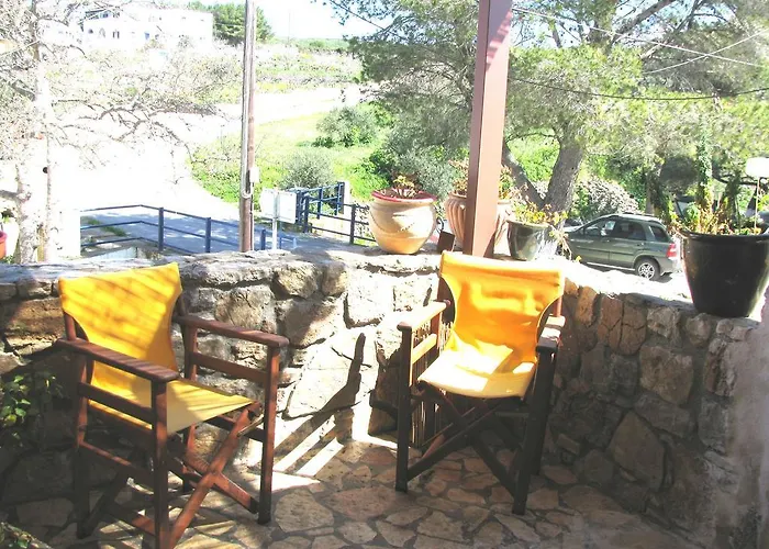 Porfyrousa Traditional